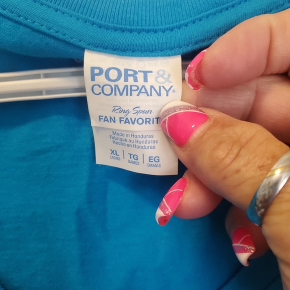 Disney tshirt - Picture 2 of 3